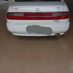 Toyota Corona 1993