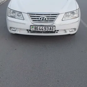 Hyundai Sonata 2010