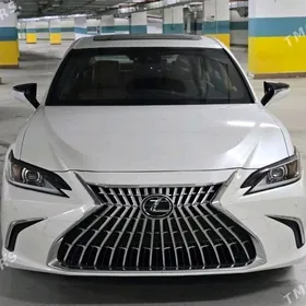 Lexus ES 350 2022