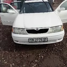 Toyota Avalon 1999