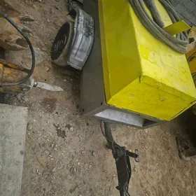 JCB 3CX Pothole Master 2020