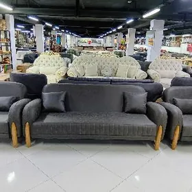 Diwan troýka agaç ayakly.Диван