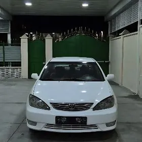 Toyota Camry 2005
