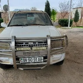 Nissan Pathfinder 1996