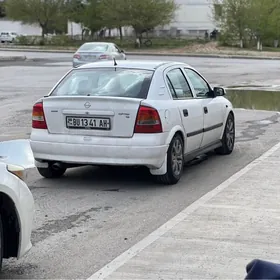 Opel Astra 2003