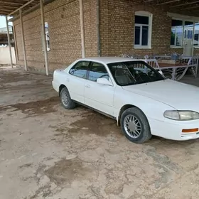 Toyota Camry 1993