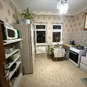 mir7/1 6etaj 3kom kw pr 86kw