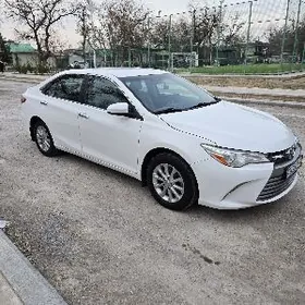 Toyota Camry 2016