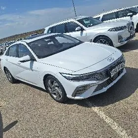 Hyundai Elantra 2025