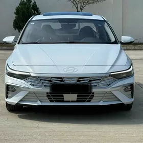 Hyundai Elantra 2025