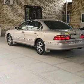 Toyota Avalon 1999