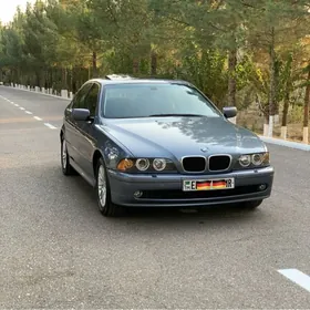 BMW E39 2002