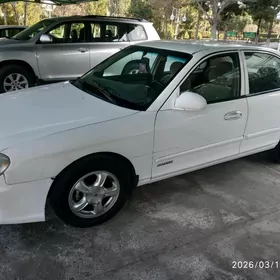 Hyundai Sonata 2000