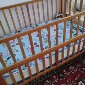 Продается детская кроватка