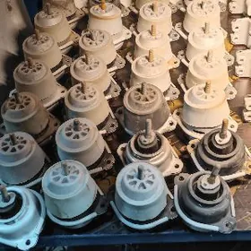 мотор подушка туарег