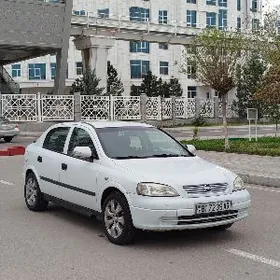 Opel Astra 2004