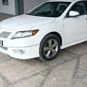 Toyota Camry 2011