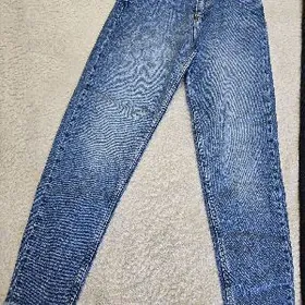 Джинсы