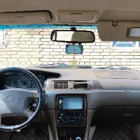 Toyota Camry 1998