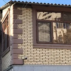 Квартира 3ком,2й-этаж.