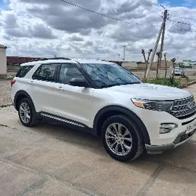 Ford Explorer 2021