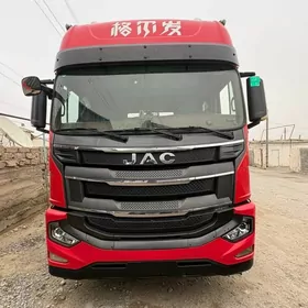 JAC J7 2021