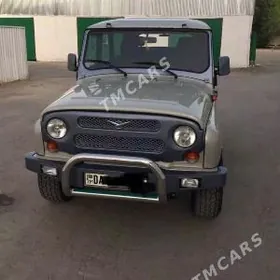 UAZ 469 2002