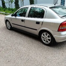 Opel Astra 2000