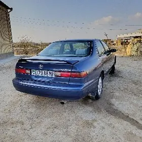 Toyota Camry 1997