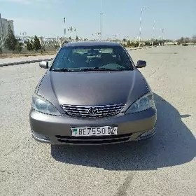 Toyota Camry 2004