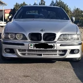 BMW E39 2002