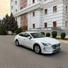 Hyundai Sonata 2021