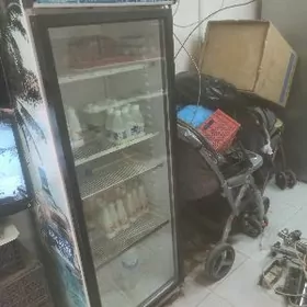 WİTİRİNA HALADİNİK.