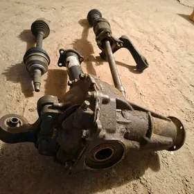 Передний редуктор