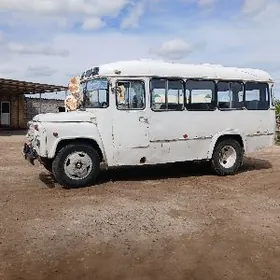 Gaz 53 1990