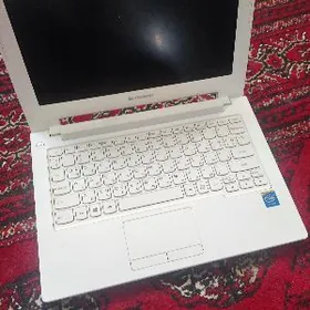 Школьный ноутбук