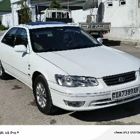 Toyota Camry 2001