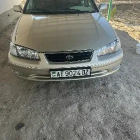 Toyota Camry 1999