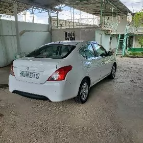 Nissan Sunny 2021