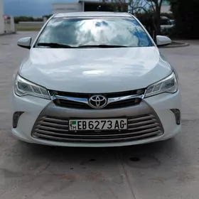 Toyota Camry 2017