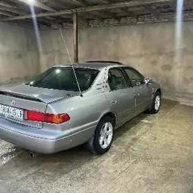 Toyota Camry 1997