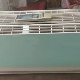 AKIRA конд 40 кв