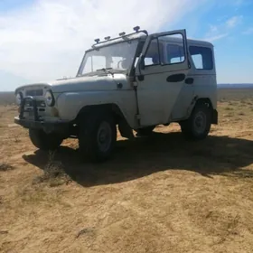 UAZ 469 1999