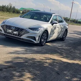 Hyundai Sonata 2020