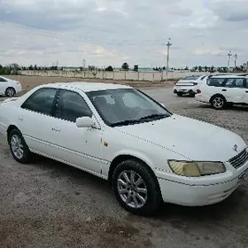 Toyota Camry 1998