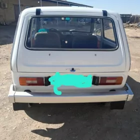 Lada Niva 1982