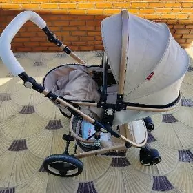 Коляска детская