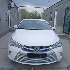 Toyota Camry 2016
