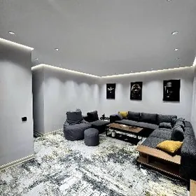 4 mkr 2 komnat 1 etaz satlyk