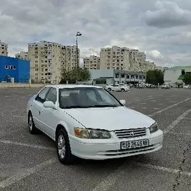 Toyota Camry 1998